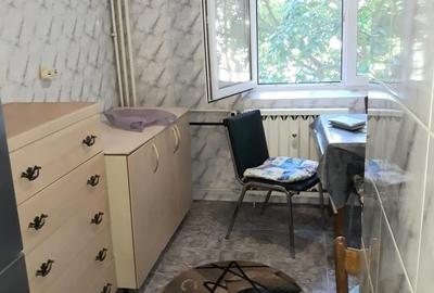 Garsonieră decomandată, mobilată în Sud - 3