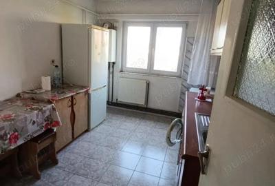Apartament 2 camere , a-uri , Ostroveni , zona scoala nr. 10 ,centrala proprie . - 1