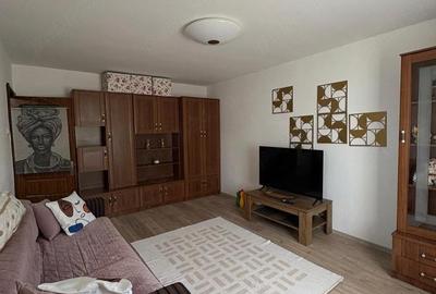 Apartament cu 2 camere decomandat în Rovine - 2