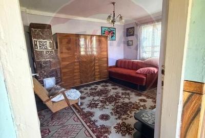 Casă individuală cu 5 camere cu Teren 474 Mp în Central - 1