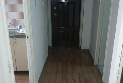 Garsonieră decomandată în Central - 1
