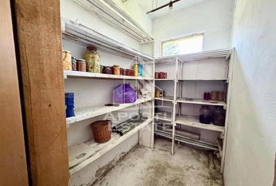 Casă cu 7 camere cu Teren 1850 Mp în Sânandrei - 3