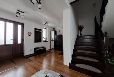 Casă P+M la cheie cu garaj - 5