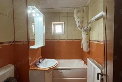 Apartament cu 2 camere decomandat în Central - 4