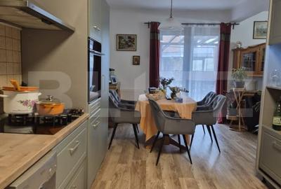 Vila superba de vanzare in Sangiorgiu, zona exclusivista - 2