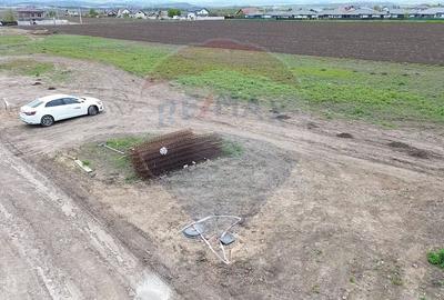 Teren agricol intravilan de 750 mp, în Aroneanu - 2