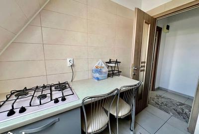 Apartament cu 2 camere, mobilat în Podul de Piatră - 13