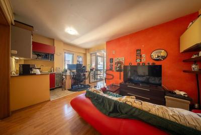 Apartament cu 2 camere semidecomandat, mobilat în Mărăști