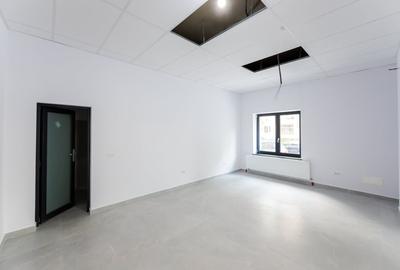 Spatiu comercial de inchiriat - 125,5 mp - 17