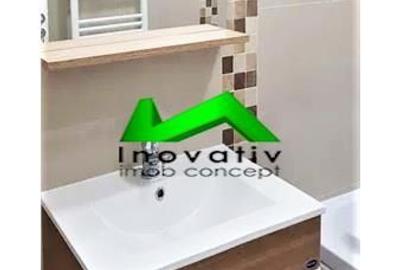 Apartament cu 3 camere decomandat în Central - 1