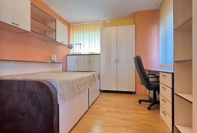 Apartament cu 4 camere în Central - 12