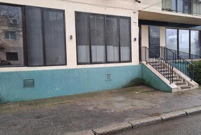 Spațiu comercial, de 120 mp, în Central - 1