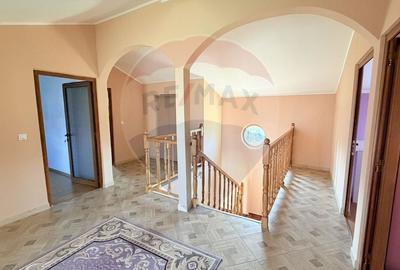 Casă cu 4 camere cu Teren 917 Mp în Nămoloasa - 10