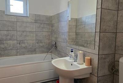 Apartament cu 2 camere semidecomandat în Piața Centrală - 3