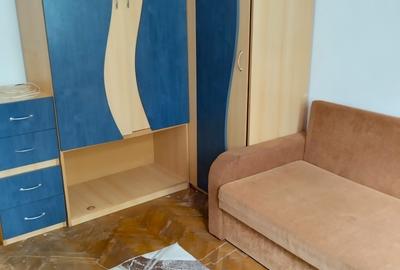 Giurgiului 164, M. Eroii Revolutiei, 20 min Piata Unirii cu STB, din 24 nov Giurgiului 164, M. Eroii Revolutiei, 20 min Piata Unirii cu STB, din 24 nov - 2