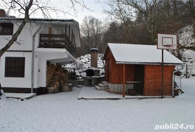 Casă cu 5 camere cu Teren 400 Mp în Hațeg - 1