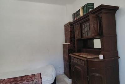 Vanzare Casa Interbelica- 3 Camere - 7
