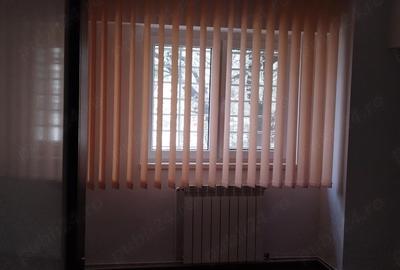 Apartament cu 3 camere decomandat în Central - 1