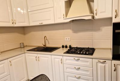 Duplex cu 4 camere cu Canalizare în Central - 10