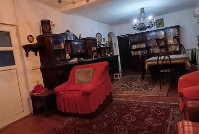 Casă cu 4 camere în Central - 6