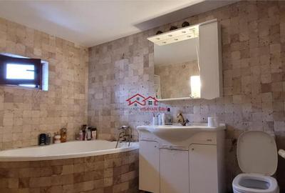 Casa unica zona turistica Calimanesti jud.Valcea comision 0 - 1