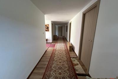 Casă cu 6 camere cu Teren 3426 Mp în Vrâncioaia - 14