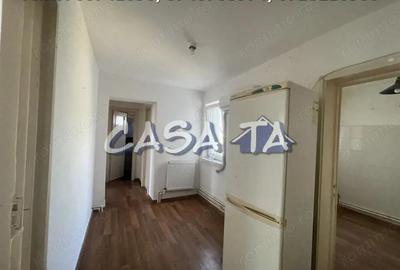 Apartament 3 Camere, Etaj 4, Strada Aleea Teilor - Zona 9 Mai - 8