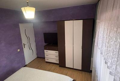 Apartament cu 4 camere decomandat în Traian - 6