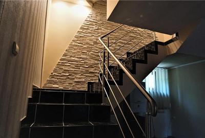 Casa de vanzare, central, duplex, garaj interior - 14