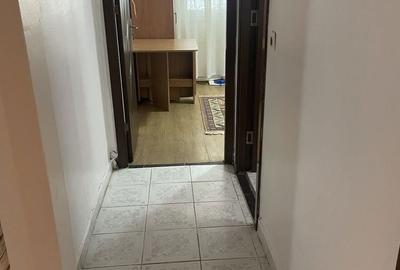 Apartament cu 2 camere decomandat în Cornișa - 3