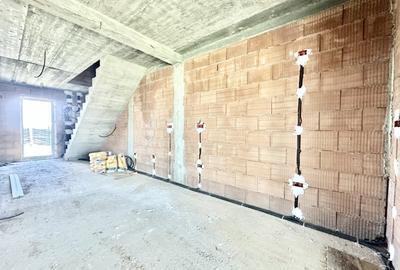 Duplex cu 3 camere cu Canalizare în Urseni - 2