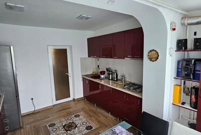 Apartament 3 camere, Tiglina 2, 65 mp, mobilat si utilat - 85.000 EUR