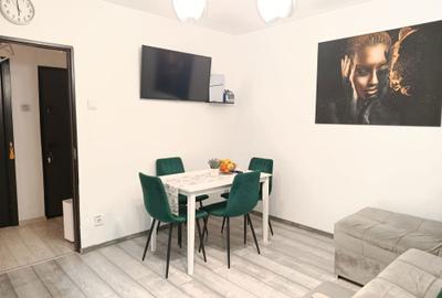 Apartament cu 3 camere decomandat în Exterior Vest - 2