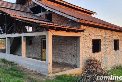 Casă cu 6 camere în Plopșoru - 6