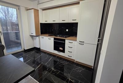 Apartament cu 2 camere decomandat în Tătărași - 12