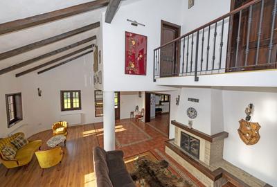 Casă cu 4 camere cu Teren 800 Mp în Sânmihaiu Român - 6