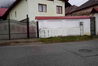 Casă cu 4 camere în Vaideeni - 4