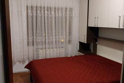 Apartament cu 4 camere decomandat în Dacia - 1