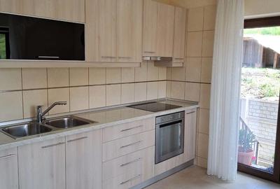 Casă cu 5 camere cu Teren 500 Mp în Șura Mare - 1