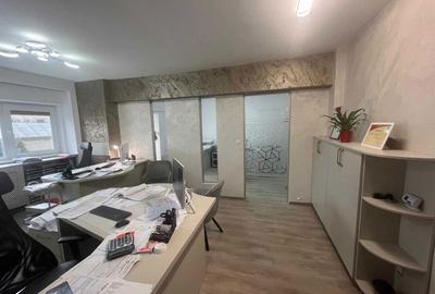 Spațiu comercial, de 50 mp, în Ultracentral - 2