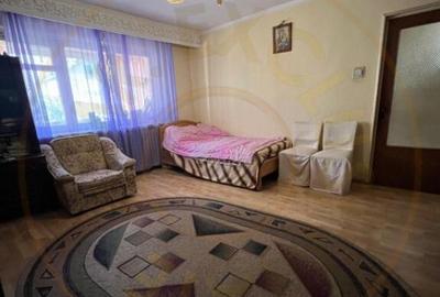 Apartament 2 camere parter Gavana -Paltinului Scoala nr 12