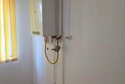 Birou, de 47 mp, în Central - 3