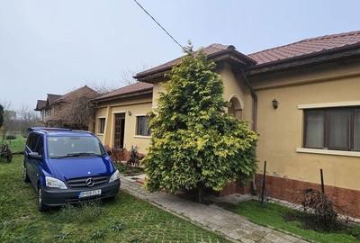 Casă cu 3 camere în Bucșani - 6