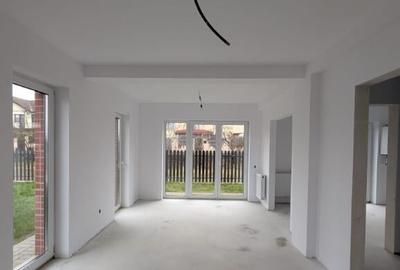 Casa moderna, cu func?iune comerciala in acte zona Aqua Park - 7