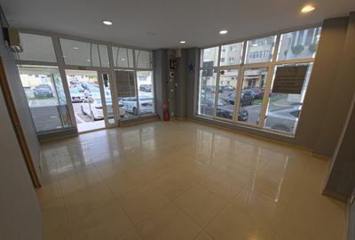 Spa?iu comercial 35 mp zona Stadion Constan?a vad excelen - 1