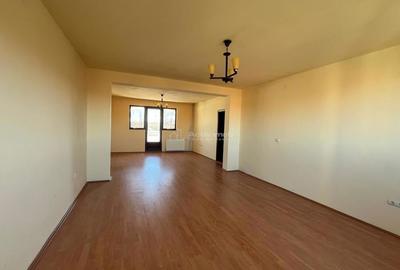 Lugoj, Vila P+2E+M , 656 Mp., Construiti, Posibilitate De Investitie, Zona 0 - 19