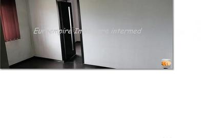 Apartament cu 2 camere semidecomandat în Km 4 - 9