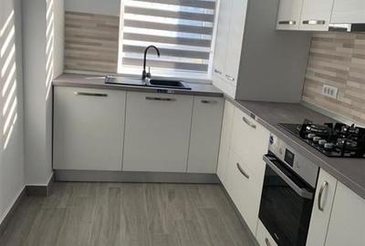 Apartament cu 2 camere, zona Tractorul - 10