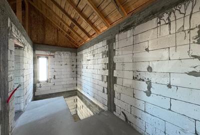 Casa semi-finisata P + M, 110 mp utili, teren 339 mp, Pielesti, zona Magnolia - 9