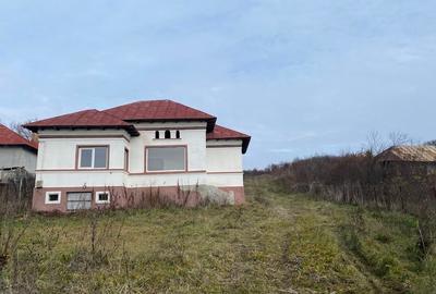Vanzare casa in Calinesti, teren intravilan  2600 mp, 69500 euro - 1